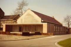 Datering 1990. Ontmoetingscentrum Huize Padua.