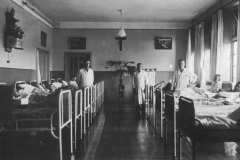 Datering 1937. Bedzaal.
