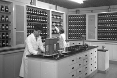 Datering 1962. Apothekersassistent  Broeder Didacus van Raaij,