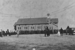 Datering 1934. Dorpsgezicht. St. Jozefkerk.