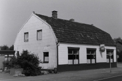 Datering 1990. cafe-dn-tieleman